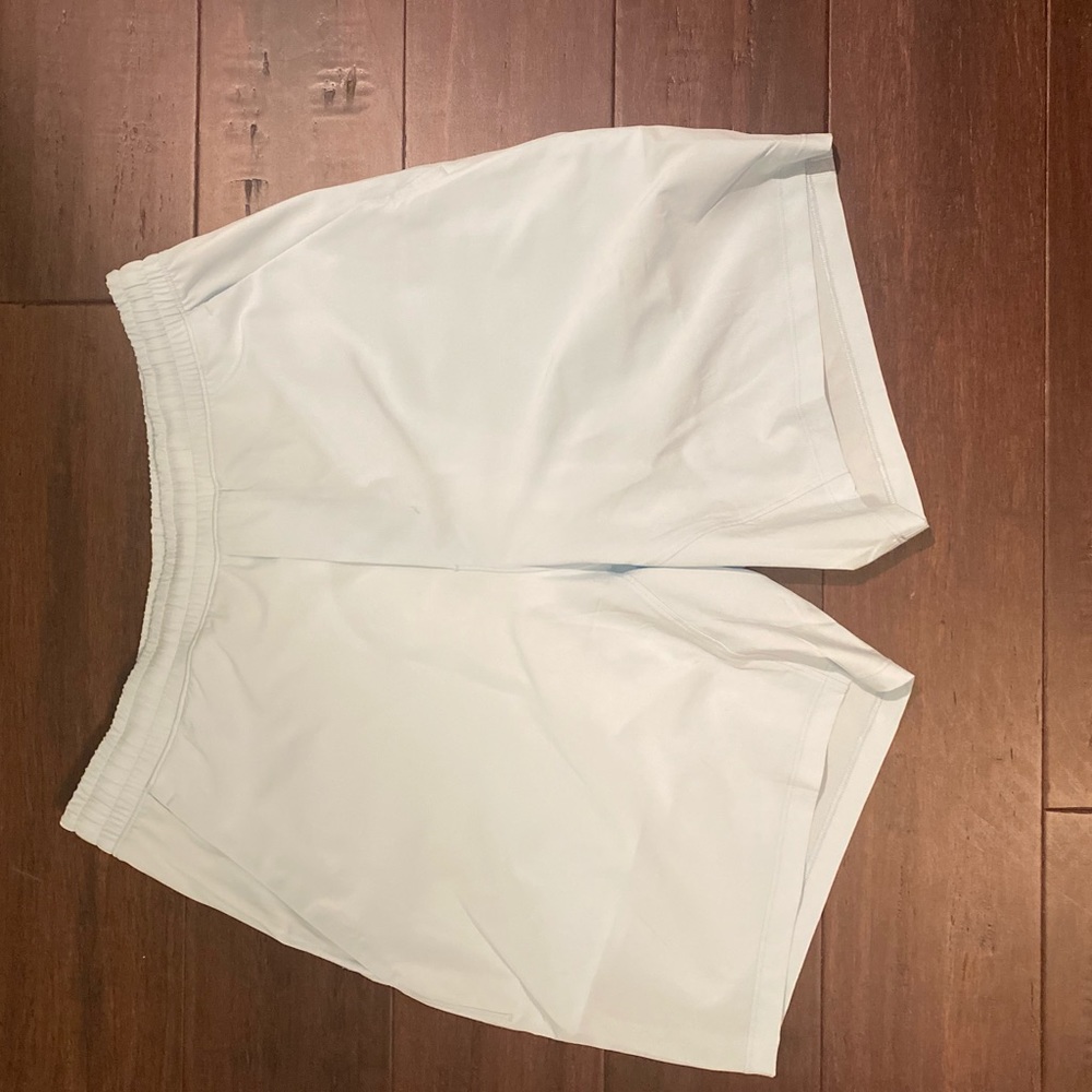 Men’s lululemon shorts